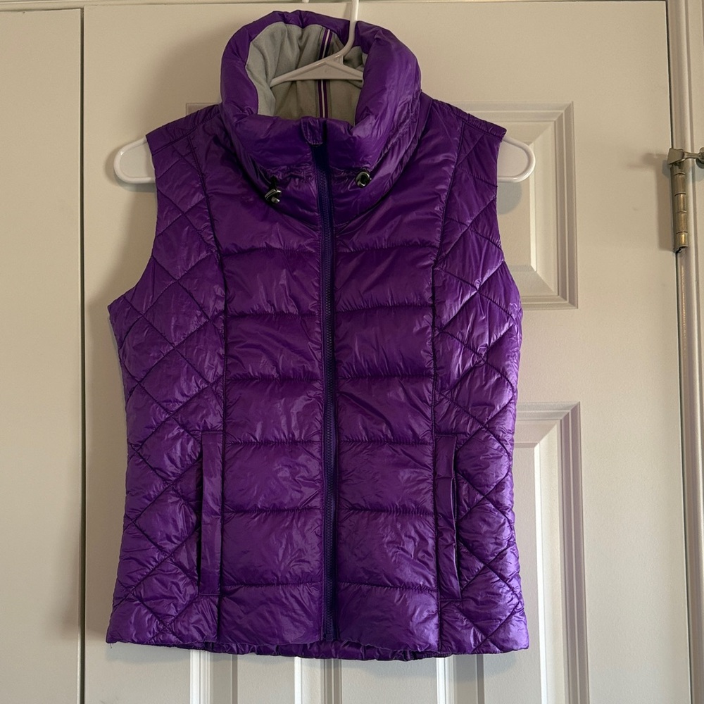 Obermeyer purple vest